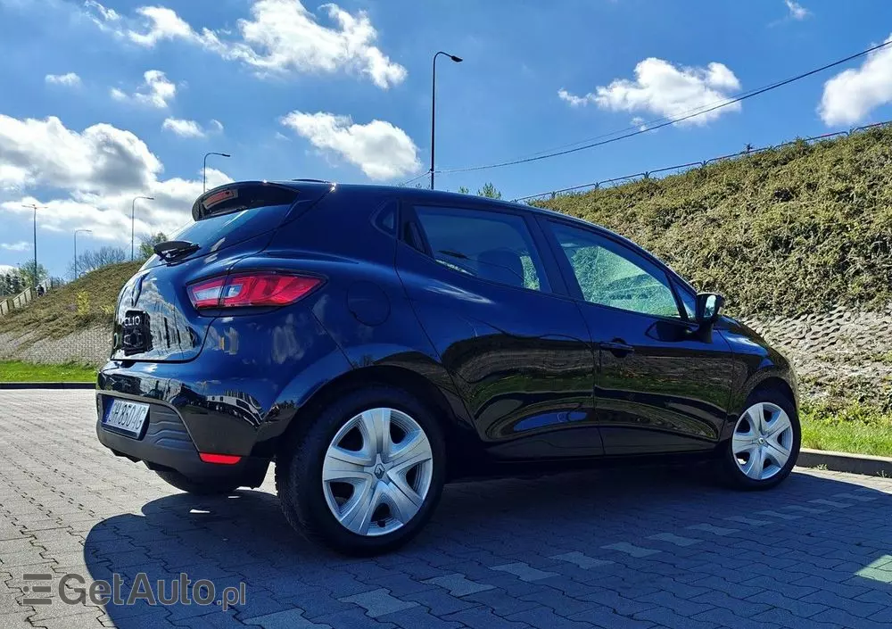 RENAULT Clio 1.2 16V 75 LIMITED