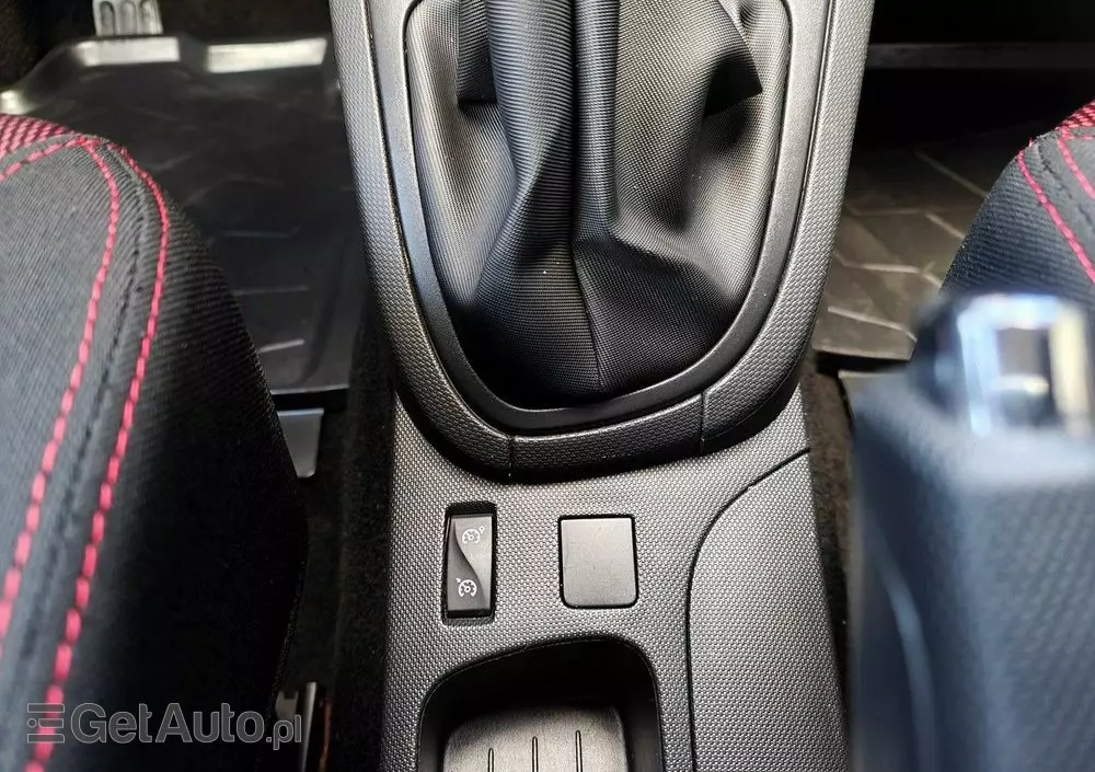 RENAULT Clio 1.2 16V 75 LIMITED