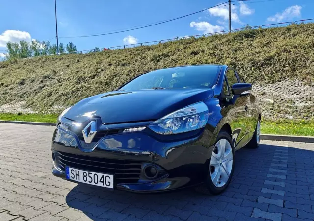 RENAULT Clio 1.2 16V 75 LIMITED