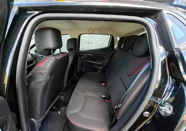 RENAULT Clio 1.2 16V 75 LIMITED