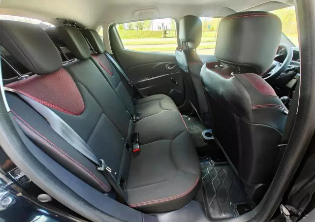 RENAULT Clio 1.2 16V 75 LIMITED