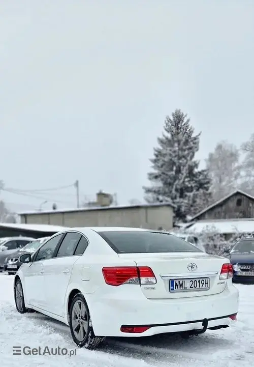 TOYOTA Avensis 