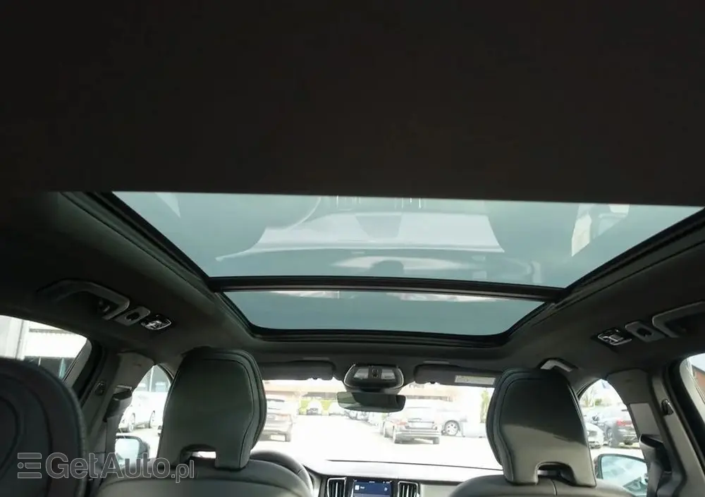 VOLVO XC 60 B5 B AWD Plus Black Edition