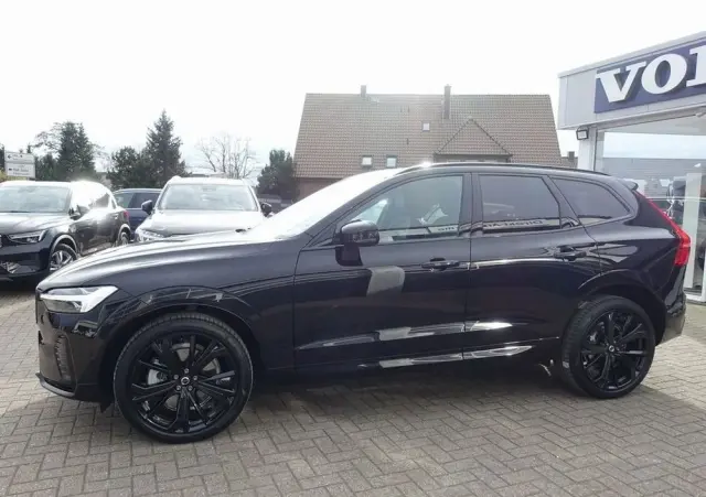 VOLVO XC 60 B5 B AWD Plus Black Edition