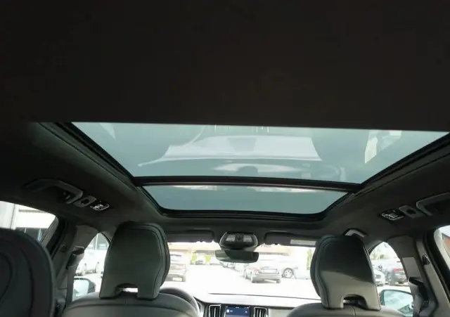 VOLVO XC 60 B5 B AWD Plus Black Edition