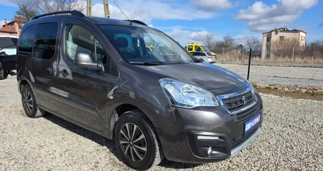 PEUGEOT Partner BlueHDi 100 Stop&Start ETG6 Active