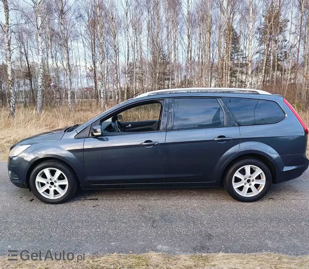 FORD Focus 1.6 Duratec 16V (100 KM) MT