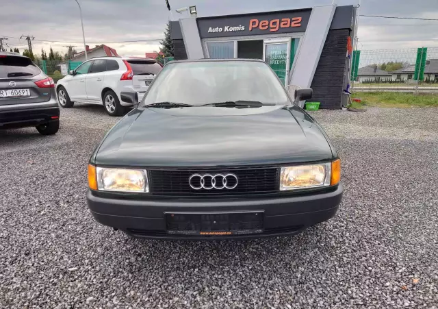 AUDI 80 