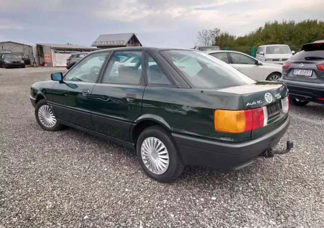 AUDI 80 
