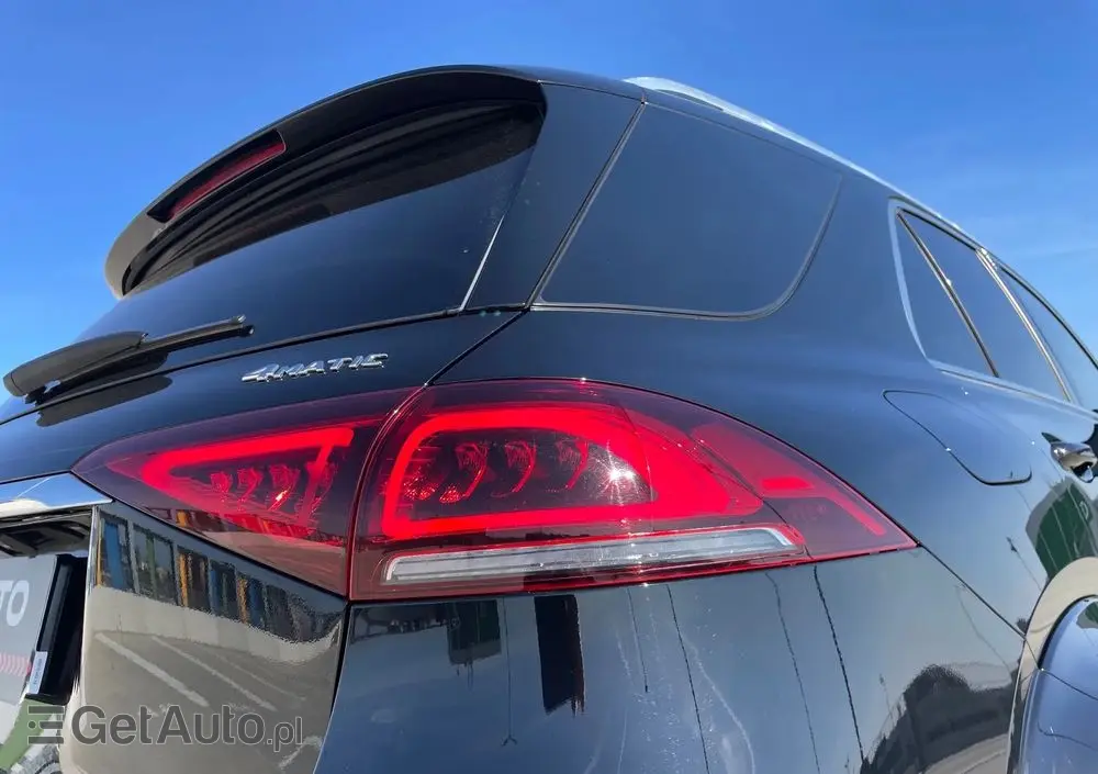 MERCEDES-BENZ GLE 300 d 4Matic 9G-TRONIC AMG Line