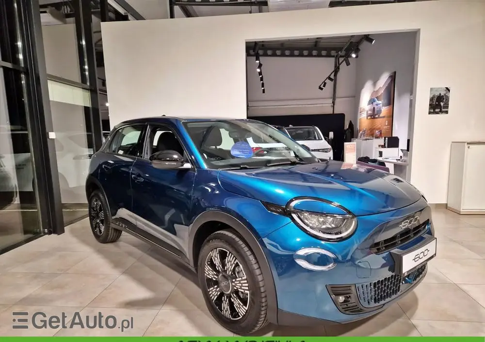 FIAT 600 1.2 Turbo Hybrid eDCT