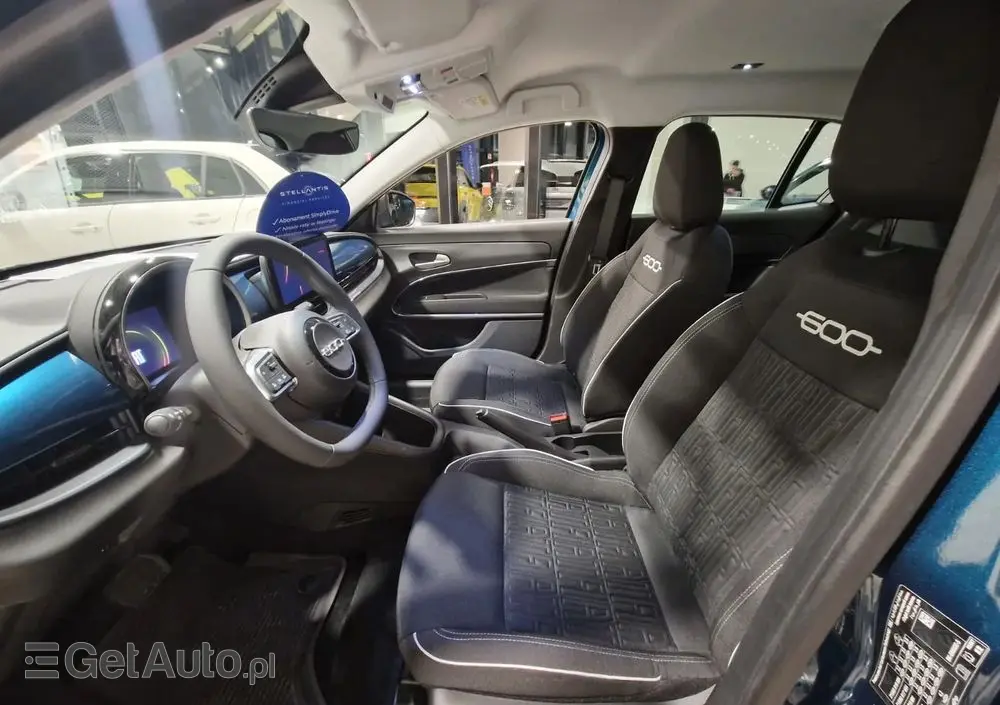 FIAT 600 1.2 Turbo Hybrid eDCT