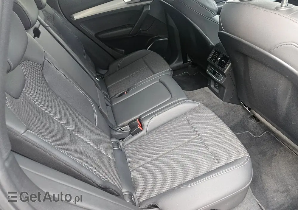 AUDI Q5 45 TFSI quattro S tronic S line