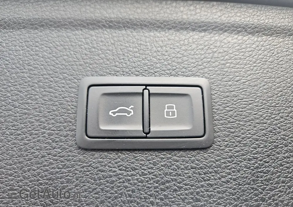 AUDI Q5 45 TFSI quattro S tronic S line