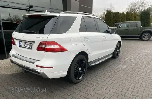 MERCEDES-BENZ ML 