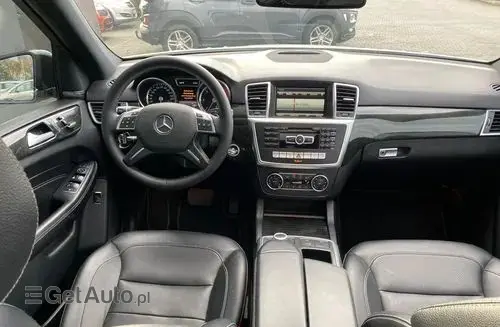 MERCEDES-BENZ ML 