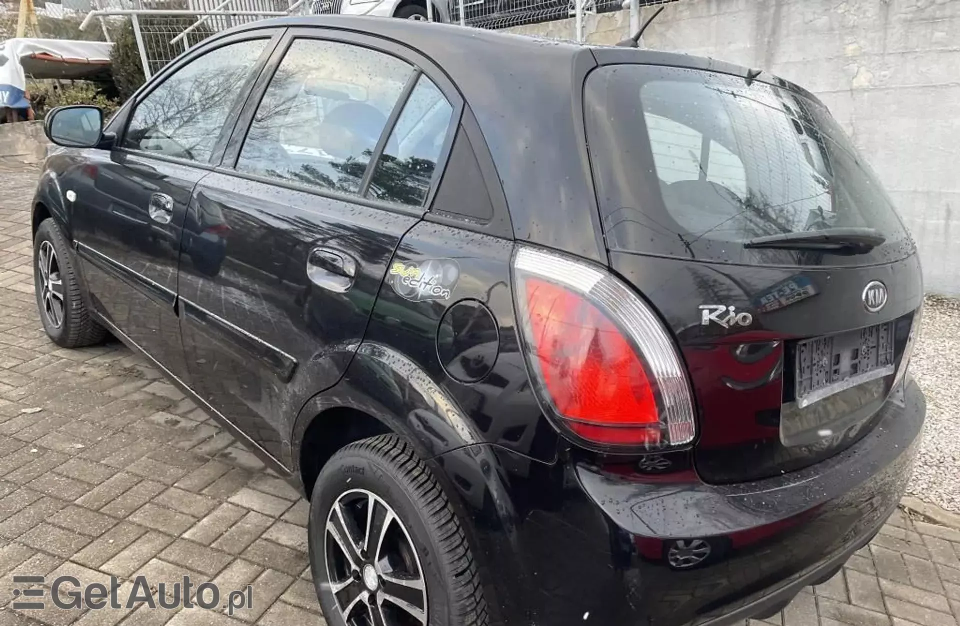 KIA Rio 1.4 i 16V (97 KM)