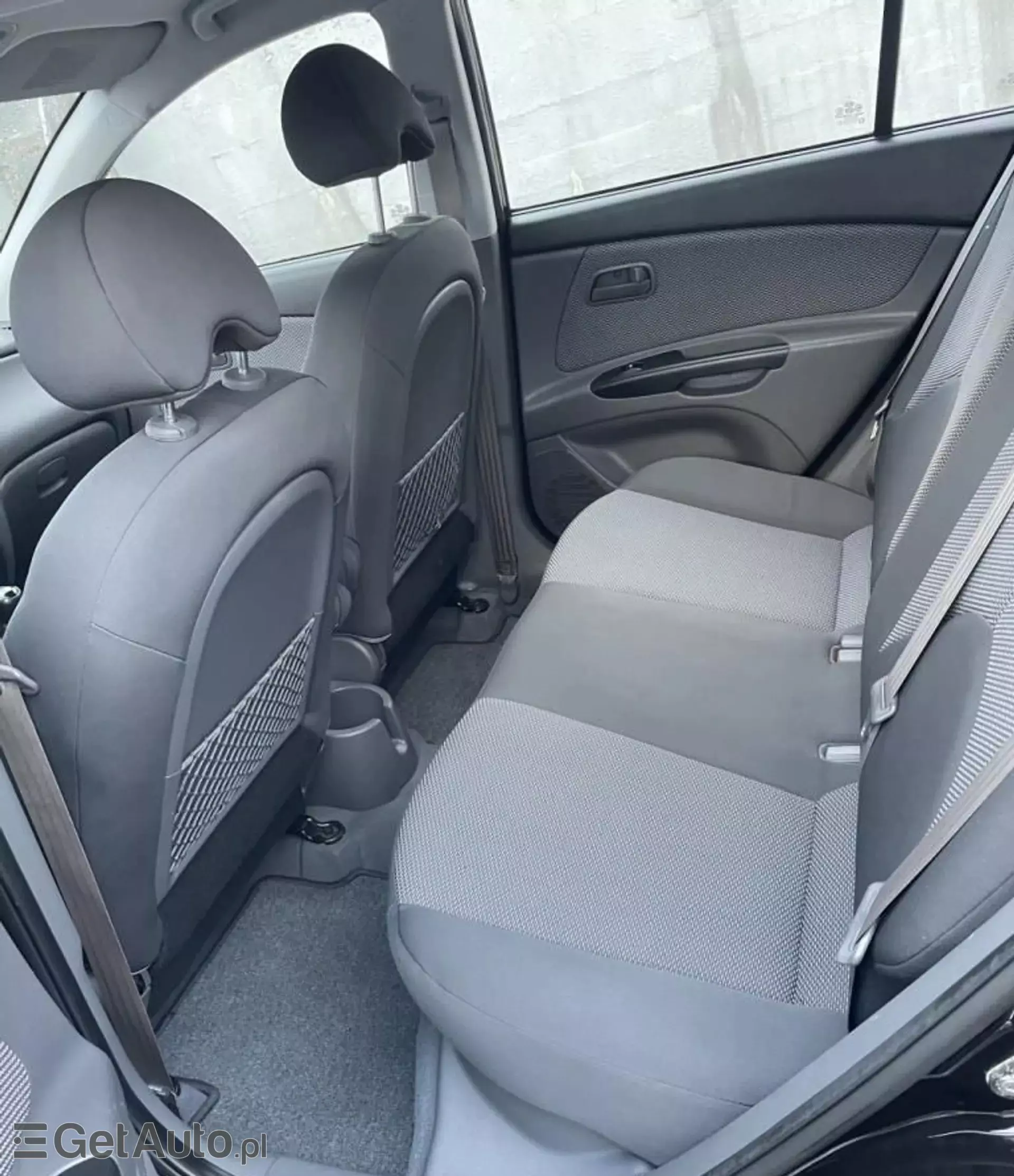 KIA Rio 1.4 i 16V (97 KM)