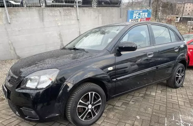 KIA Rio 1.4 i 16V (97 KM)