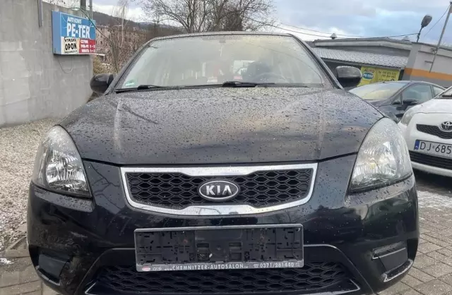 KIA Rio 1.4 i 16V (97 KM)