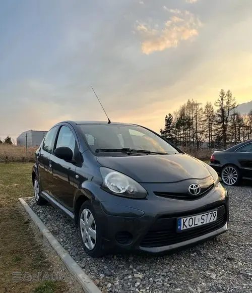 TOYOTA Aygo 