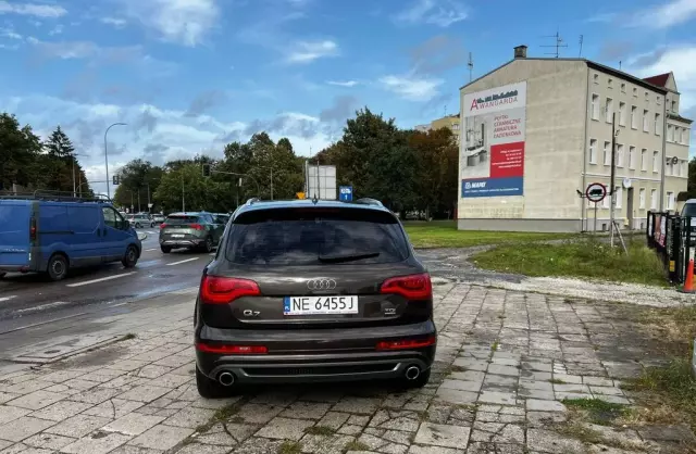 AUDI Q7 4.2 TDI V8 (340 KM) quattro Tiptronic
