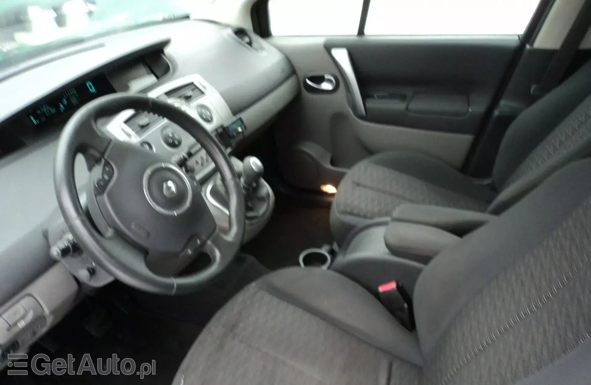 RENAULT Grand Scenic 