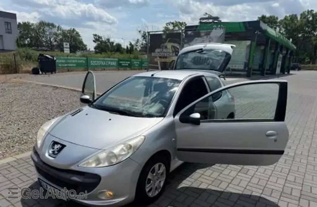 PEUGEOT 206 