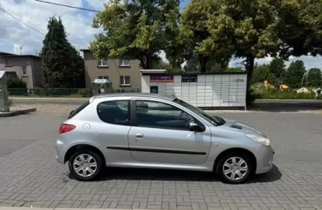 PEUGEOT 206 
