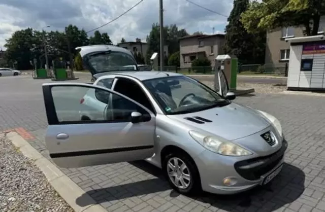 PEUGEOT 206 