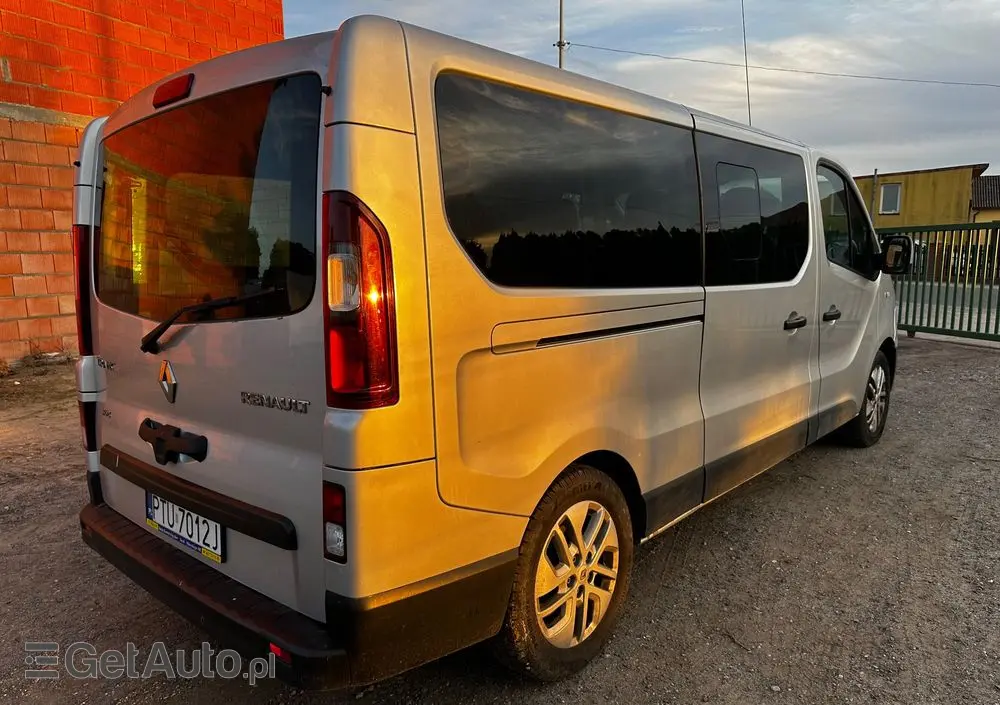RENAULT Trafic ENERGY dCi 145 Grand Spaceclass