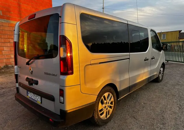 RENAULT Trafic ENERGY dCi 145 Grand Spaceclass