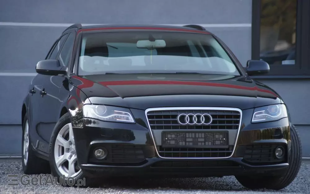 AUDI A4 Avant 2.0 TDI e DPF S line Sportpaket