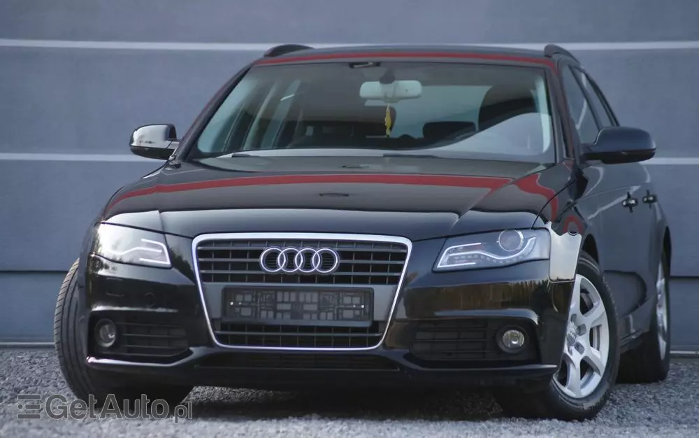 AUDI A4 Avant 2.0 TDI e DPF S line Sportpaket