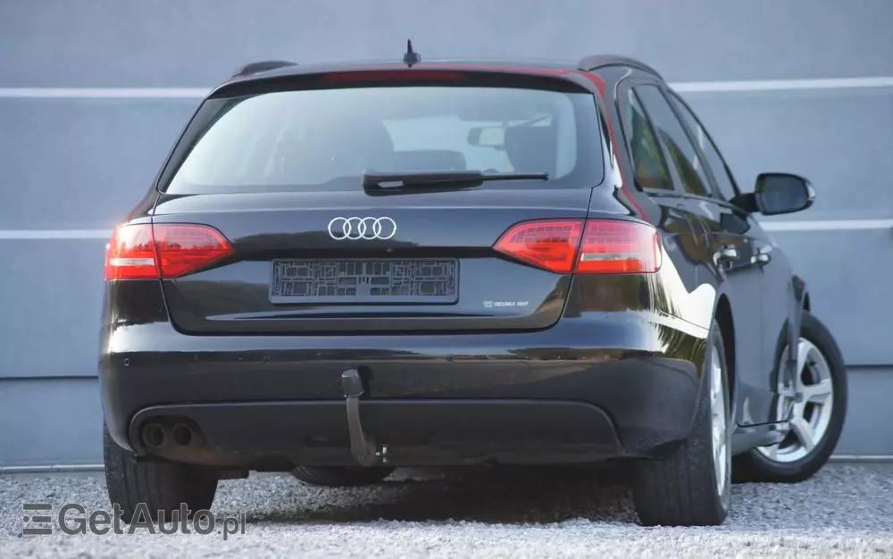 AUDI A4 Avant 2.0 TDI e DPF S line Sportpaket