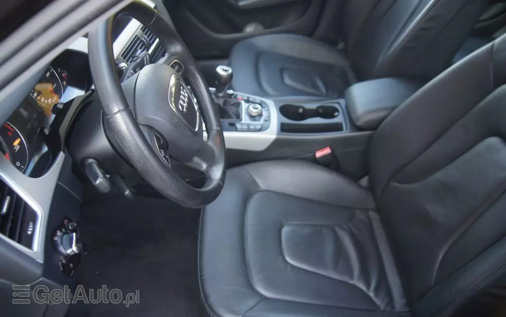 AUDI A4 Avant 2.0 TDI e DPF S line Sportpaket