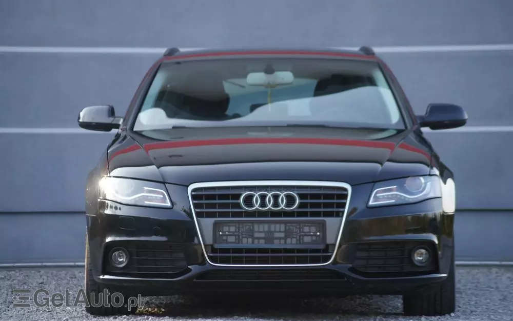 AUDI A4 Avant 2.0 TDI e DPF S line Sportpaket