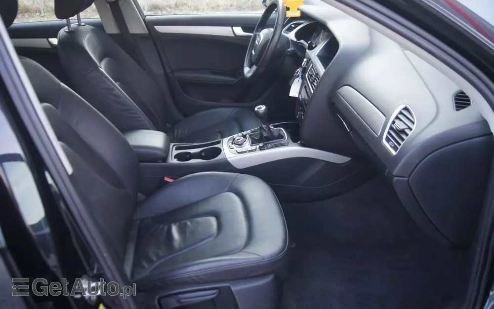 AUDI A4 Avant 2.0 TDI e DPF S line Sportpaket