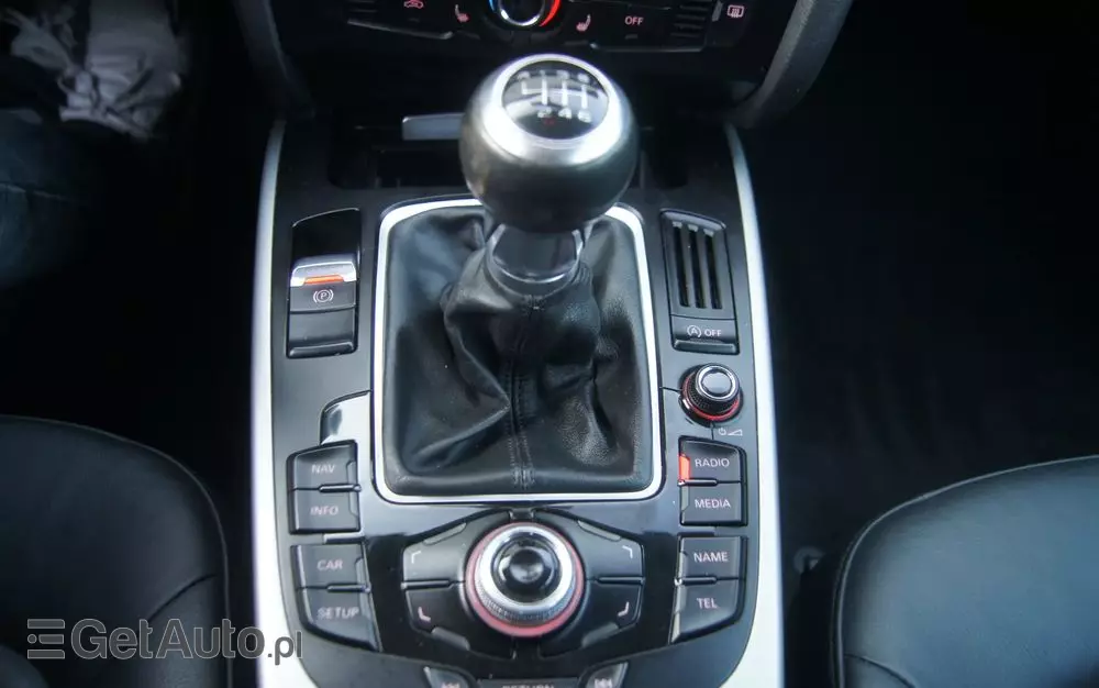 AUDI A4 Avant 2.0 TDI e DPF S line Sportpaket