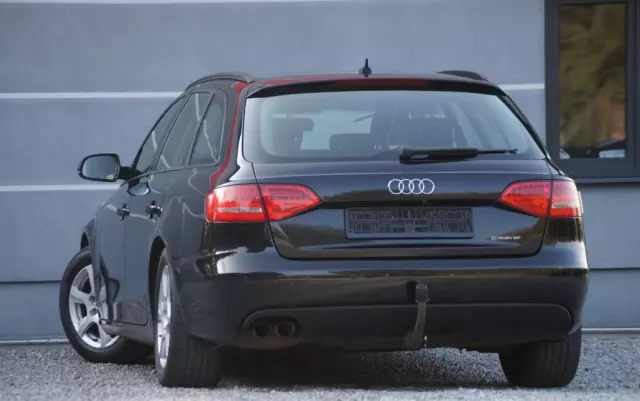 AUDI A4 Avant 2.0 TDI e DPF S line Sportpaket