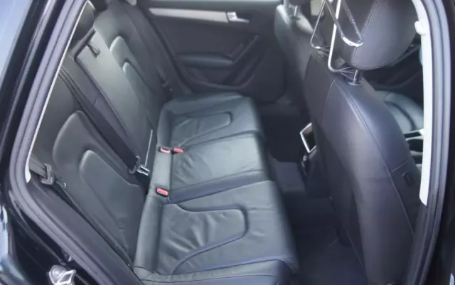 AUDI A4 Avant 2.0 TDI e DPF S line Sportpaket