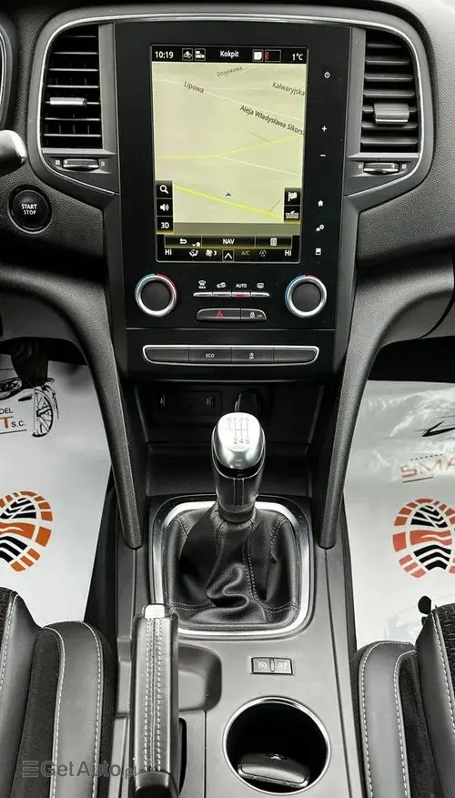 RENAULT Megane 