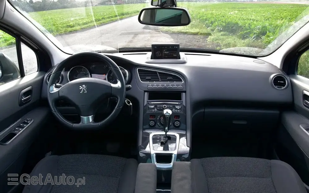 PEUGEOT 5008 HDI FAP 160 Automatik Allure