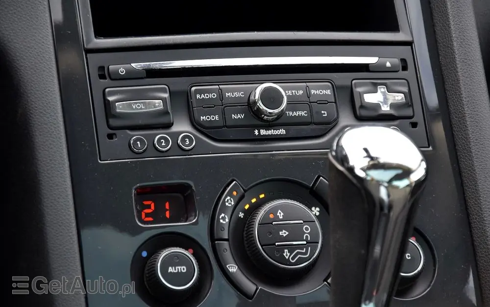 PEUGEOT 5008 HDI FAP 160 Automatik Allure