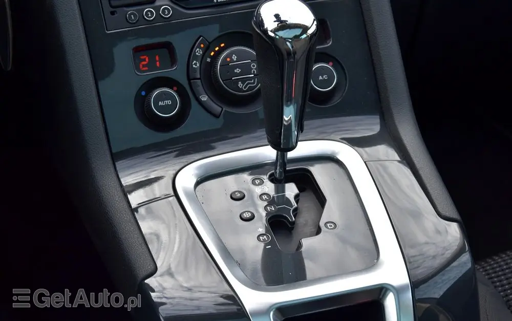 PEUGEOT 5008 HDI FAP 160 Automatik Allure