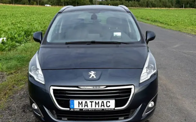 PEUGEOT 5008 HDI FAP 160 Automatik Allure
