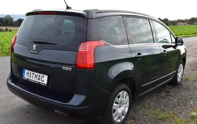 PEUGEOT 5008 HDI FAP 160 Automatik Allure