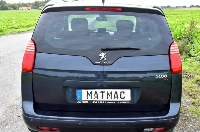 PEUGEOT 5008 HDI FAP 160 Automatik Allure