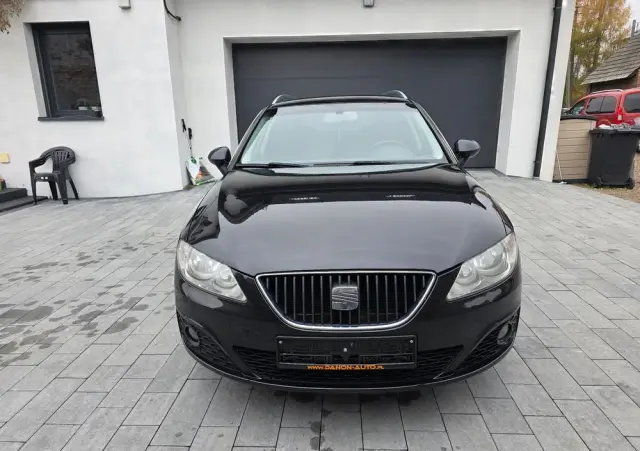 SEAT Exeo 