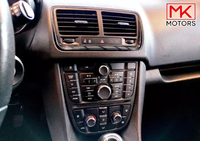 OPEL Meriva 1.4 Color Edition